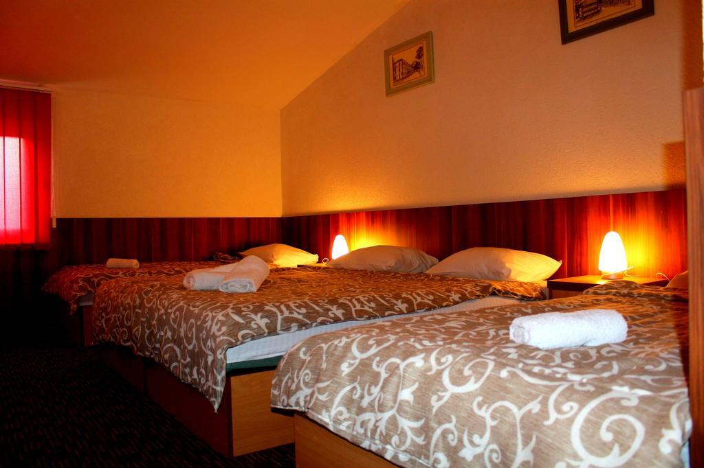 Hotel Piramida Sunca Visoko Exteriör bild