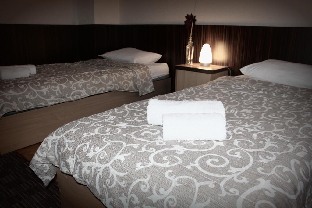 Hotel Piramida Sunca Visoko Exteriör bild